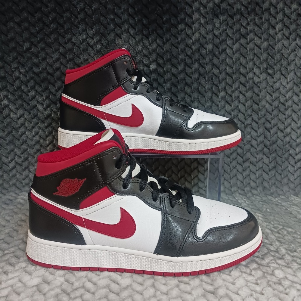 Nike Air Jordan 1 Mid GS Youth Shoes White Gym Red Black DJ4695-122 Size 7Y